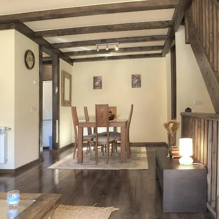 Casa Banhs De By Totiaran Tredos